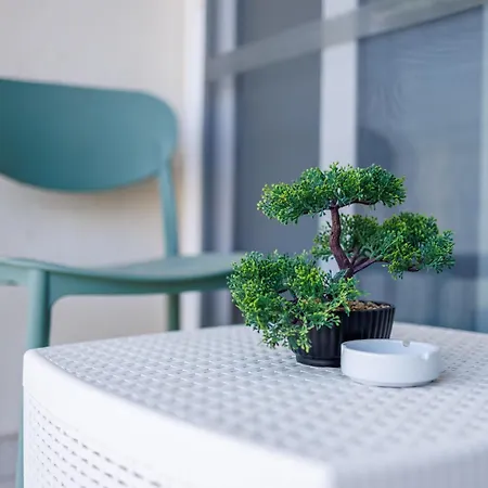 Modern Family 2br With Large Terrace By The Sea By Quicktrips 아파트 세인트폴스베이