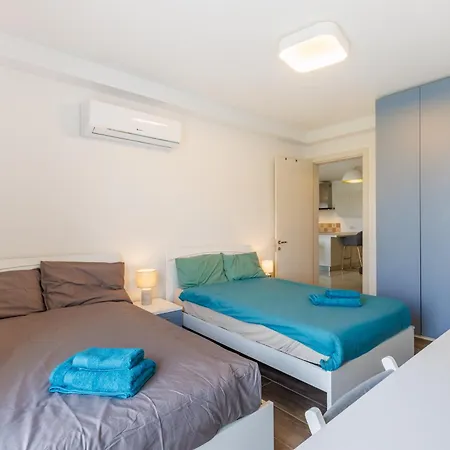 דירה Modern Family 2br With Large Terrace By The Sea By Quicktrips
